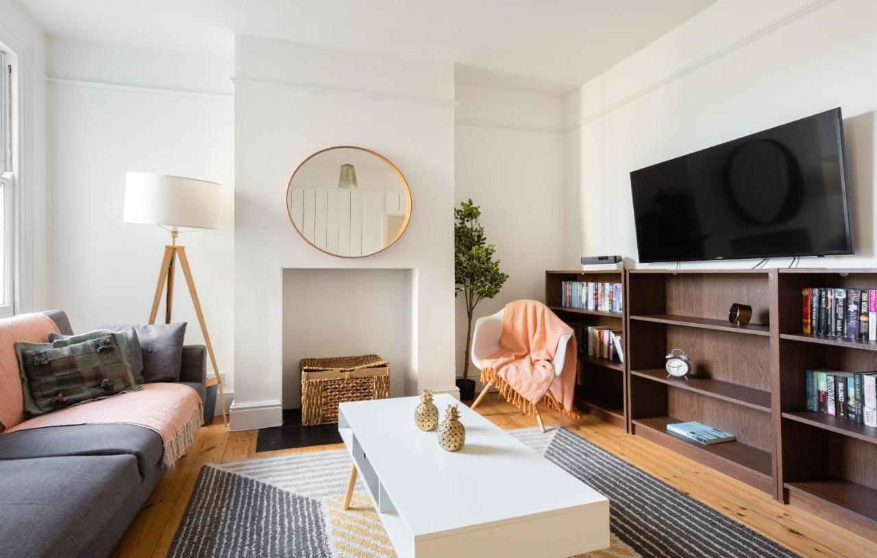 The Magdalene Cottage - Modern & Comfortable 4Bdr Family Home Cambridge  Bagian luar foto